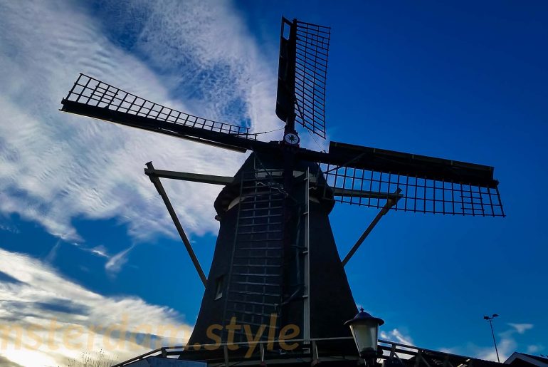 Amsterdam moulins